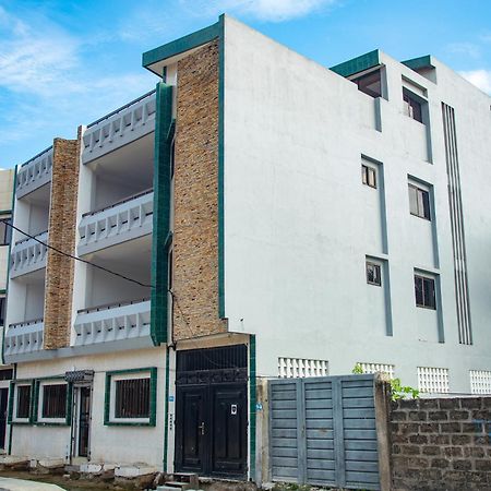 Residences Inaya Котону Экстерьер фото