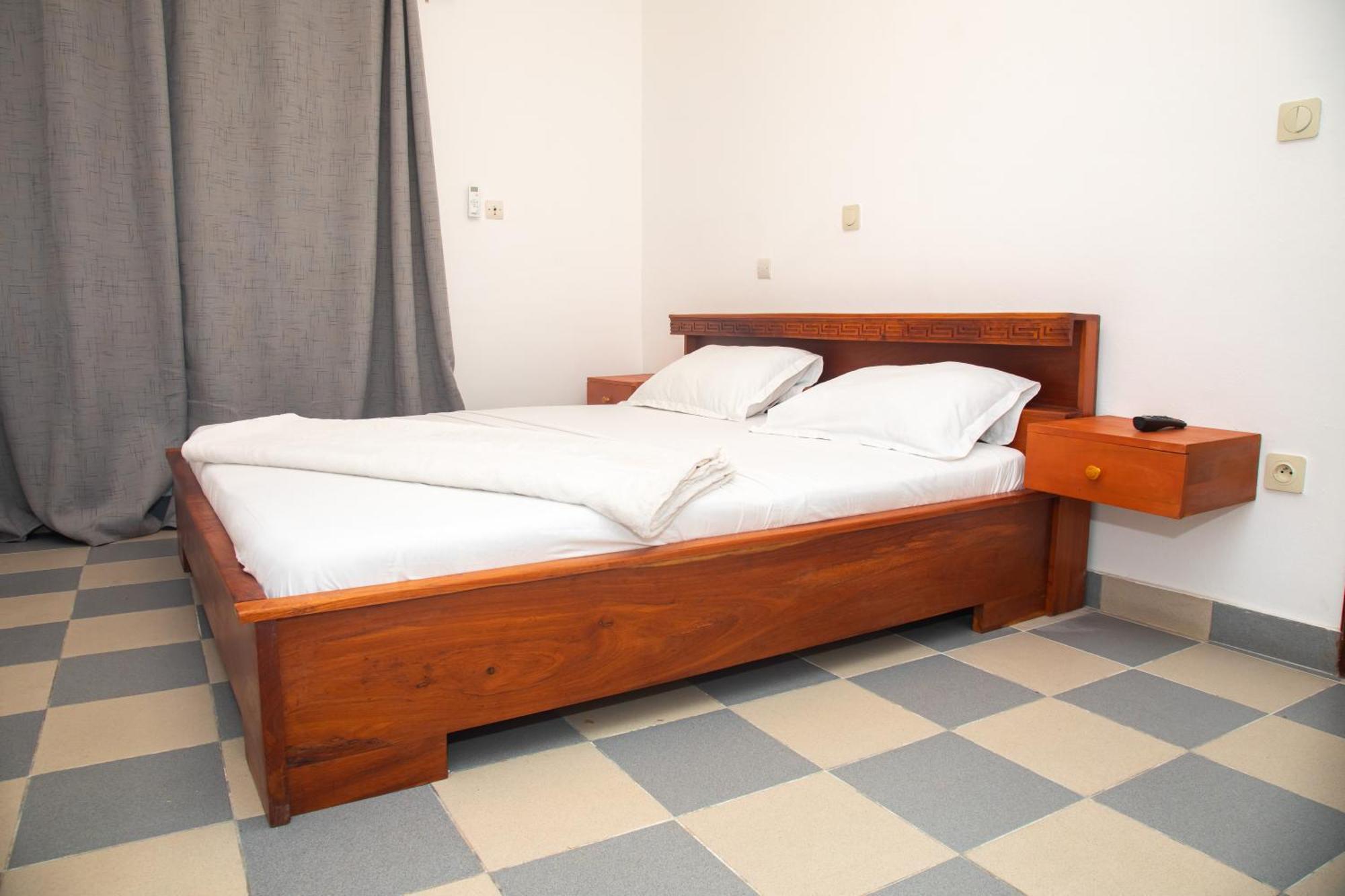 Residences Inaya Котону Экстерьер фото